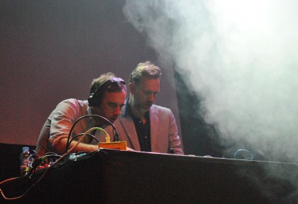 2manydjs 7