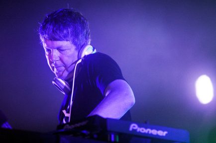 john-digweed-live-performance-billboard-1548